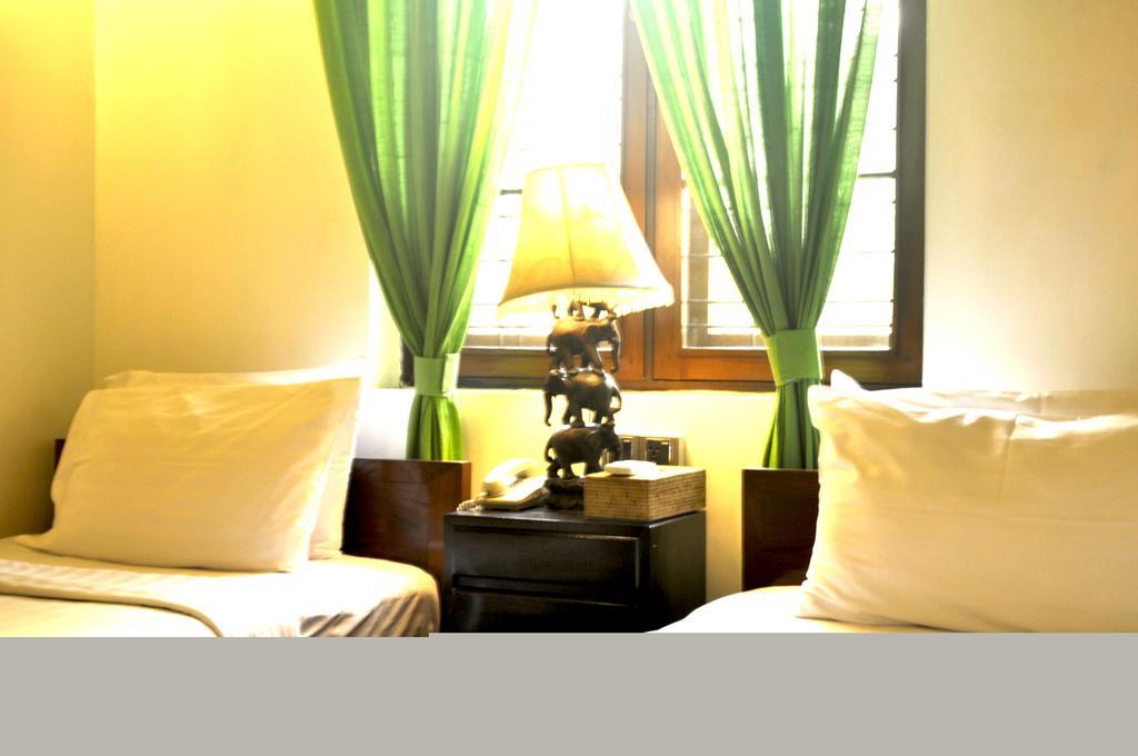 Classique Inn Янгон Екстериор снимка
