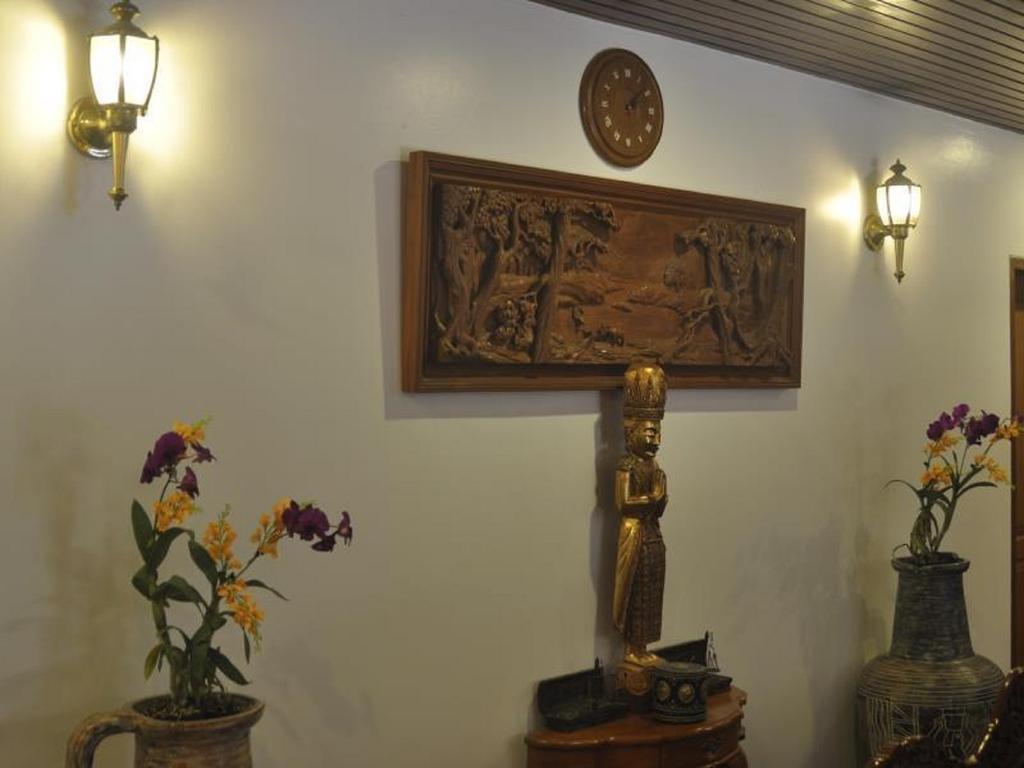 Classique Inn Янгон Екстериор снимка