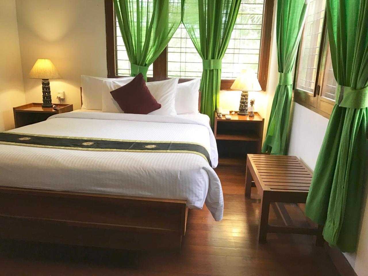 Classique Inn Янгон Екстериор снимка
