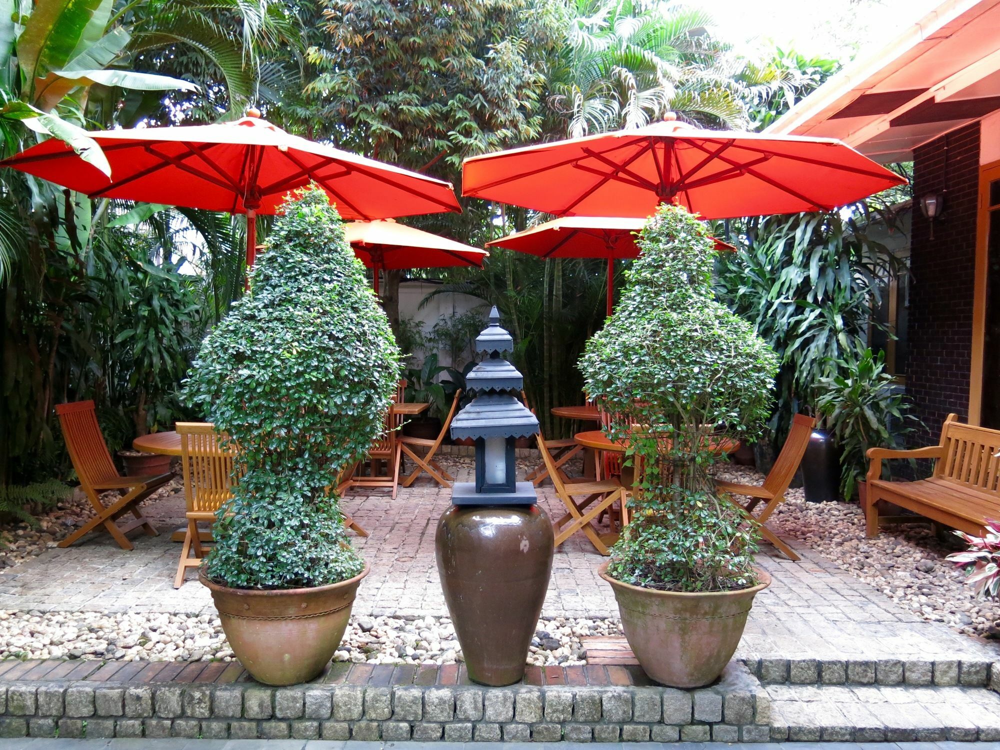 Classique Inn Янгон Екстериор снимка